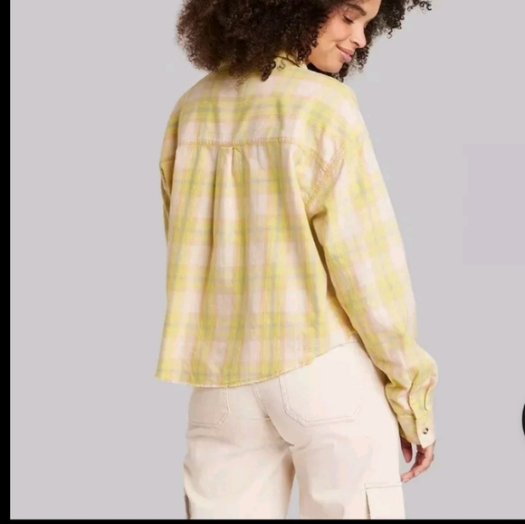 Wild Fable Yellow Plaid Cropped Long Sleeved Button-Up Shirt, Size Small - Picture 2 of 7